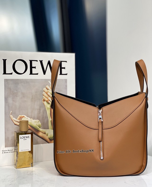 Loewe專櫃新顏色女包吊床包 羅意威經典小牛皮Hammock bag手提肩背包 10166 lyw1197